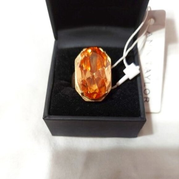 NWT Ann Taylor Yellow Gold Tone Ring w/ Citrine Colored Faux Stone size 8 - Picture 1 of 1